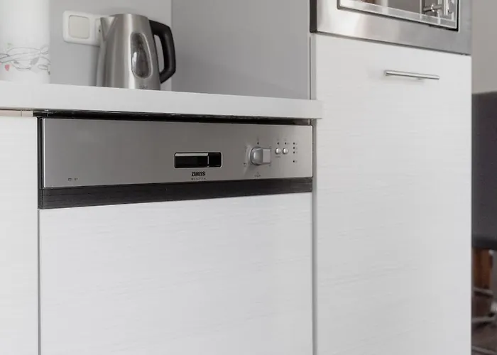 & Hike Asa, Center, Family And Friends アパート