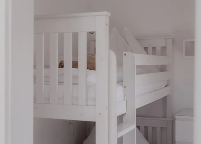 & Hike Asa, Center, Family And Friends