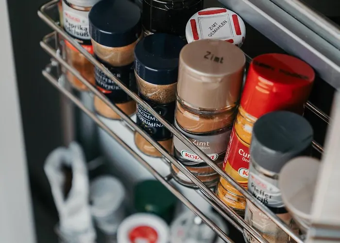 & Hike Asa, Center, Family And Friends アパート